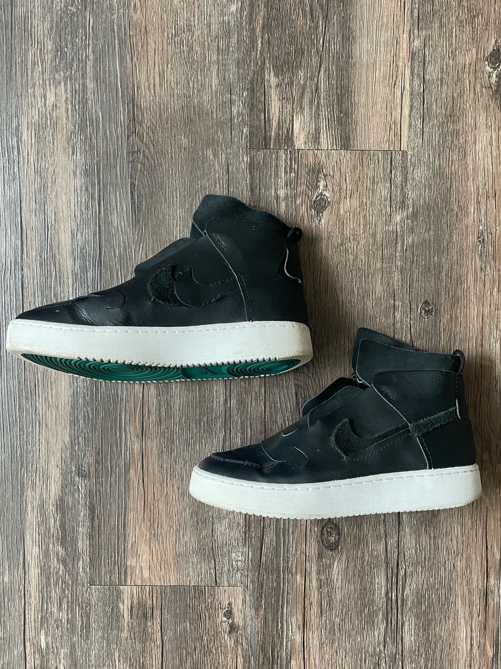 Nike “Vandalized” LX Suede Drawstring Sneakers Size 8.5 Black High Tops